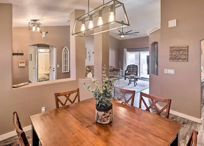 Bullhead Oasis W/ Fire Pit + Mtn View! * Bullhead City
