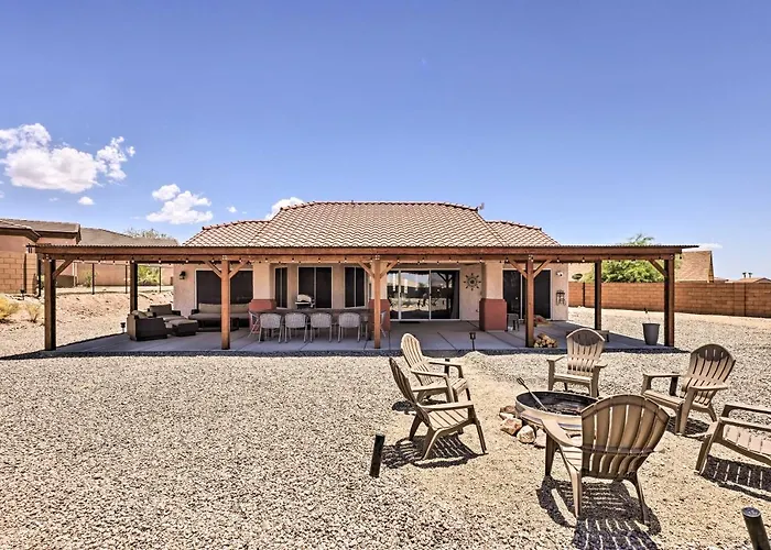 Bullhead Oasis W/ Fire Pit + Mtn View! *