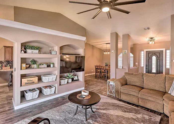 Holiday home Bullhead Oasis W/ Fire Pit + Mtn View!