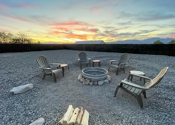 Bullhead Oasis W/ Fire Pit + Mtn View! * Bullhead City