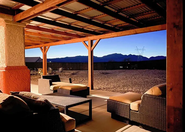 Bullhead Oasis W/ Fire Pit + Mtn View! * Bullhead City