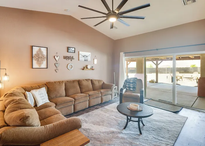 Bullhead Oasis W/ Fire Pit + Mtn View!